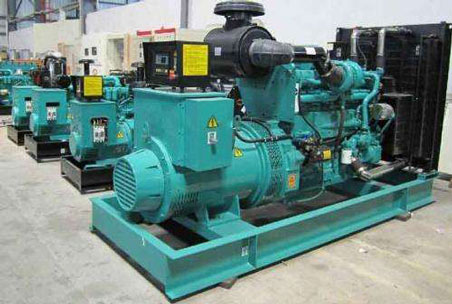 阿拉善右1000kw康明斯柴油发电机组图片 阿拉善右1000kw康明斯柴油发电机组图片