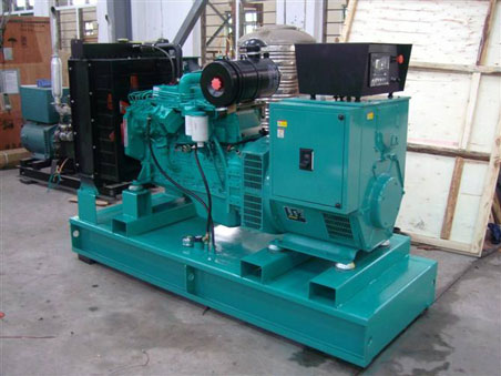 阿拉善右200kw康明斯柴油发电机组图片 阿拉善右200kw康明斯柴油发电机组图片